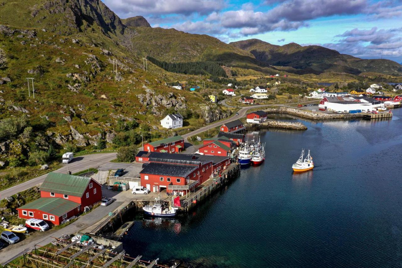 Fish Factory -The Real Lofoten Experience 발스타드 외부 사진