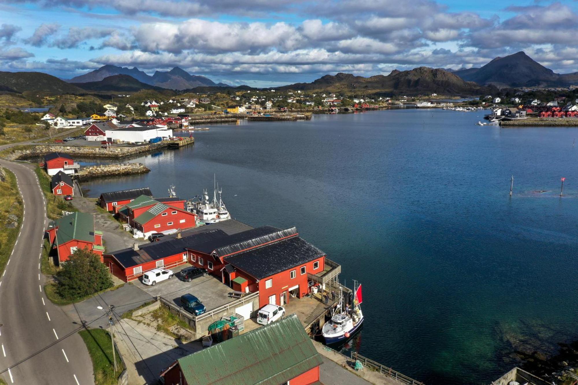Fish Factory -The Real Lofoten Experience 발스타드 외부 사진